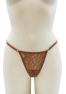 String taupe en dentelle avec bijou cœur doré