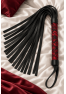 Fouet rouge et noir motif japonais 45 cm - Dreamy Festish